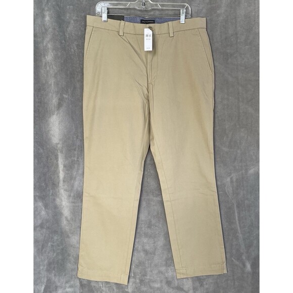 Banana Republic Men’s Aiden Chino Slim Fit Khaki Pants Size 34x30 - Picture 3 of 13